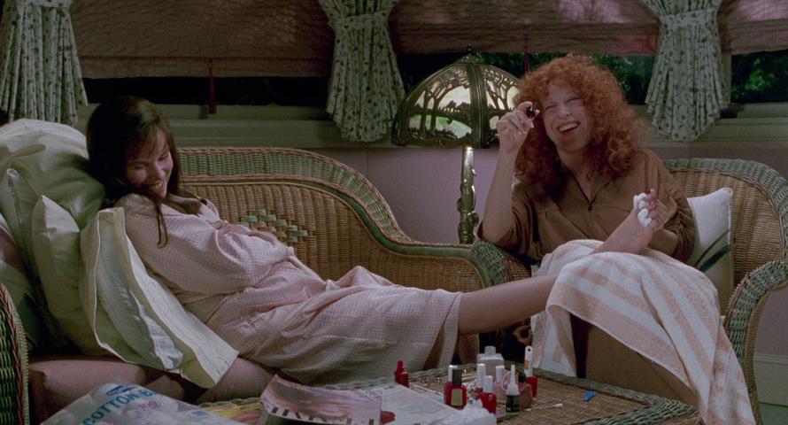 Movie Review: Beaches (1988)&nbsp;Movie