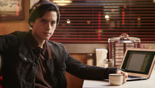 cole-sprouse-riverdale-thecw-1